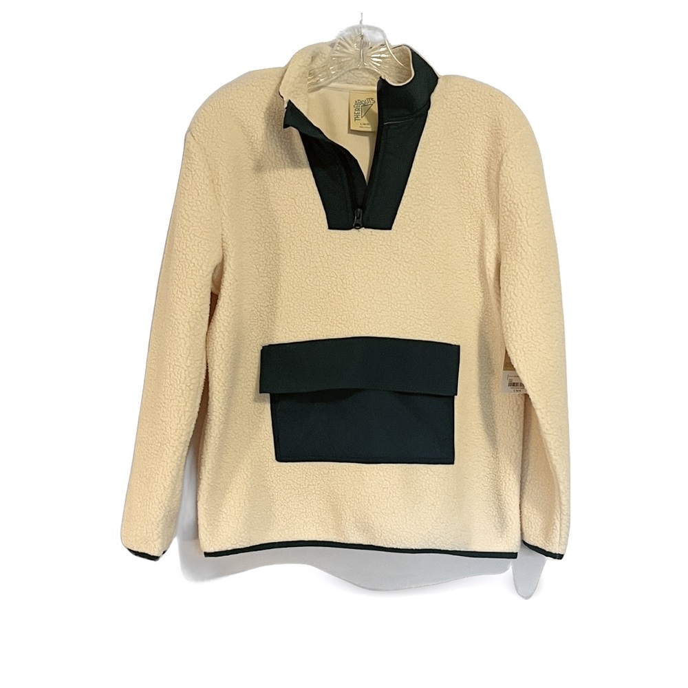 ThereAbouts fleece large Cream/Green with Pockets! NWT